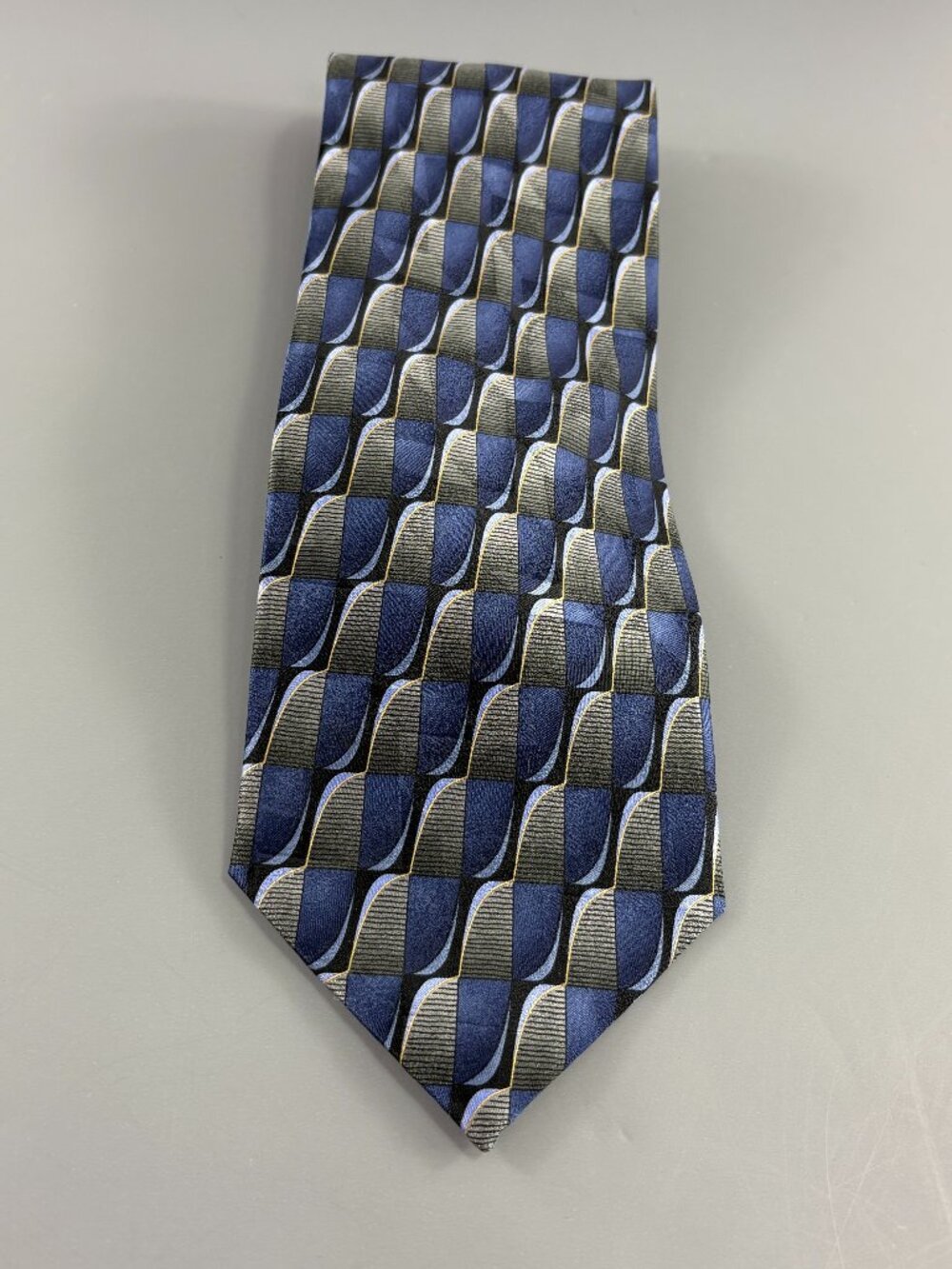 Facets Blue / Grey Men's Tie 4" x 60"